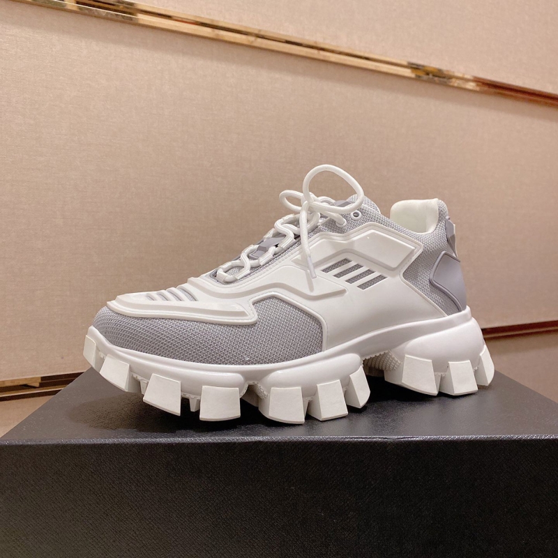Pra*a casual shoes